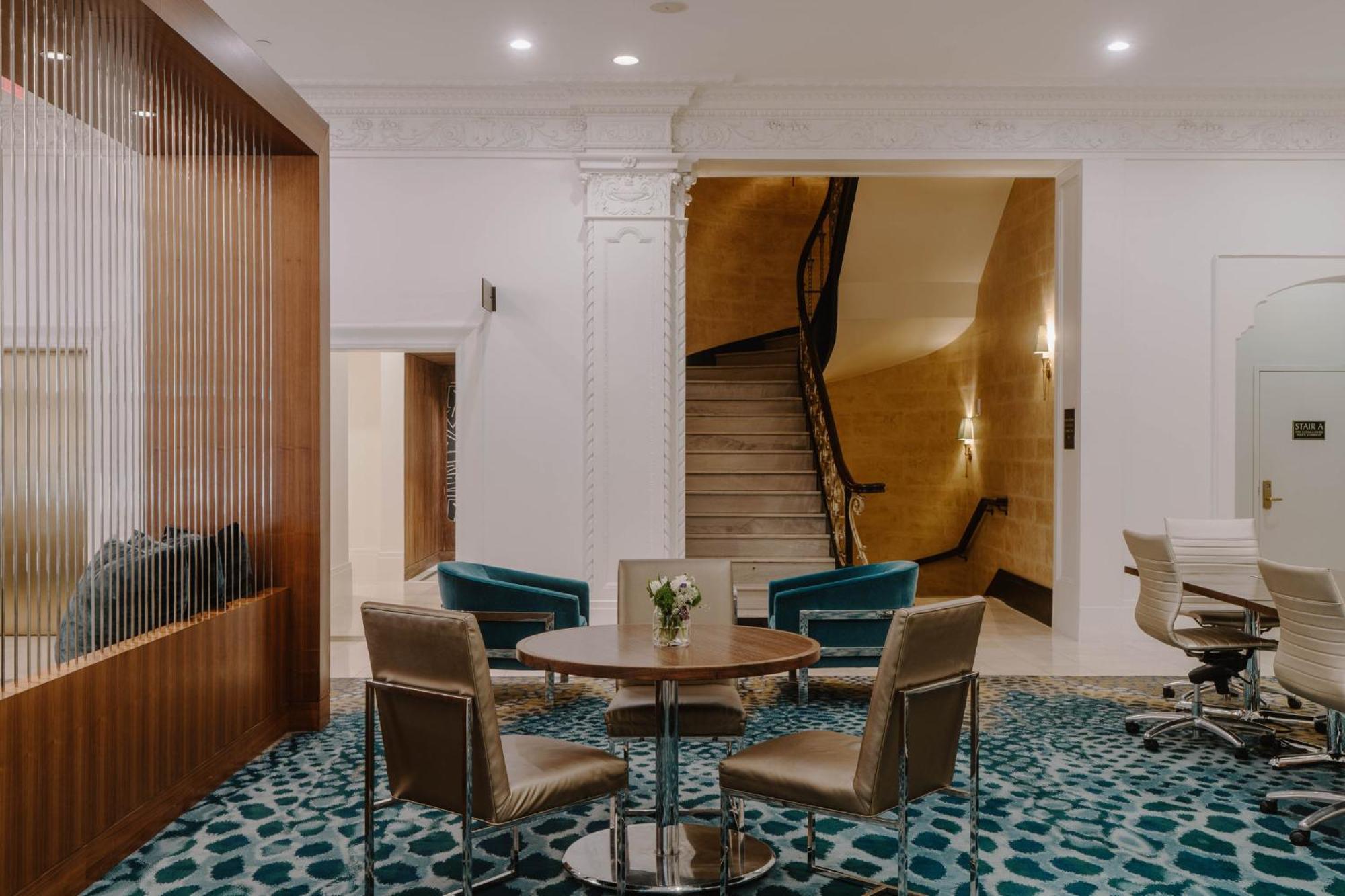 Club Quarters Hotel Downtown, Хьюстон Экстерьер фото