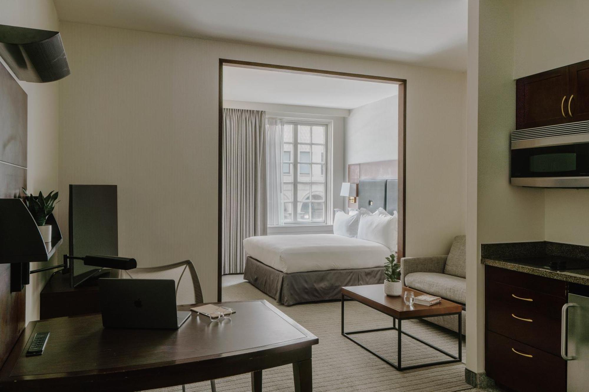 Club Quarters Hotel Downtown, Хьюстон Экстерьер фото