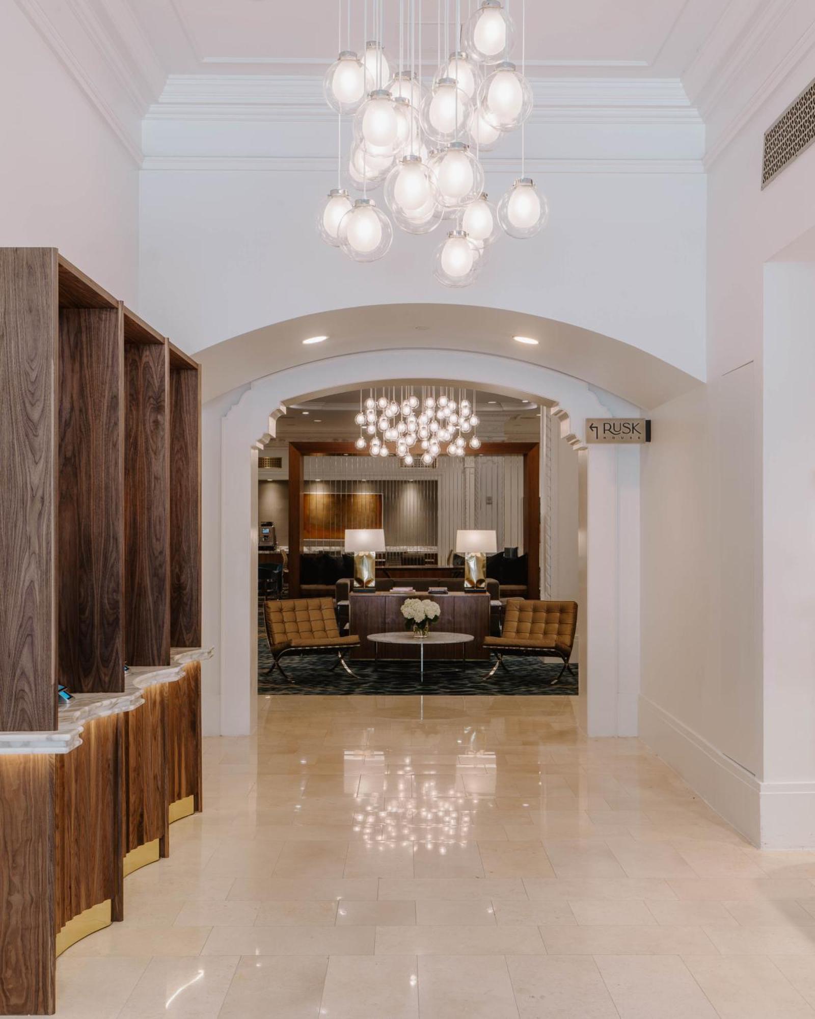Club Quarters Hotel Downtown, Хьюстон Экстерьер фото