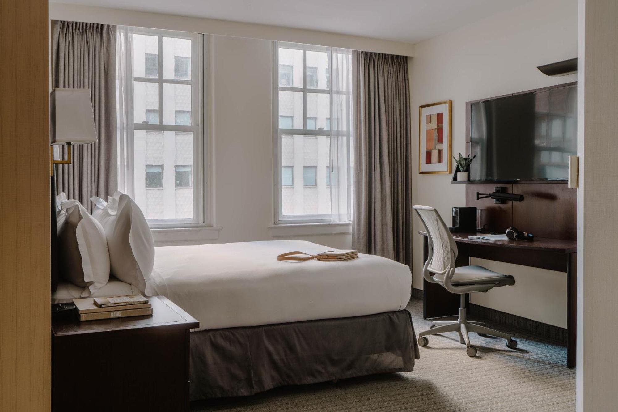 Club Quarters Hotel Downtown, Хьюстон Экстерьер фото